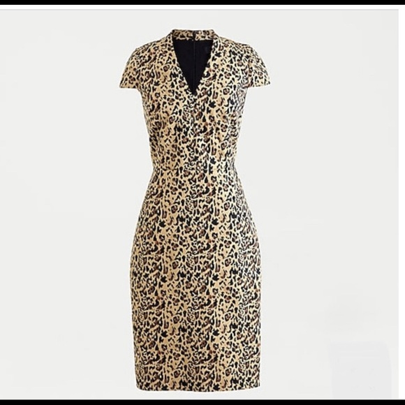 From work to drinks worthy dress - Picture 1 of 3